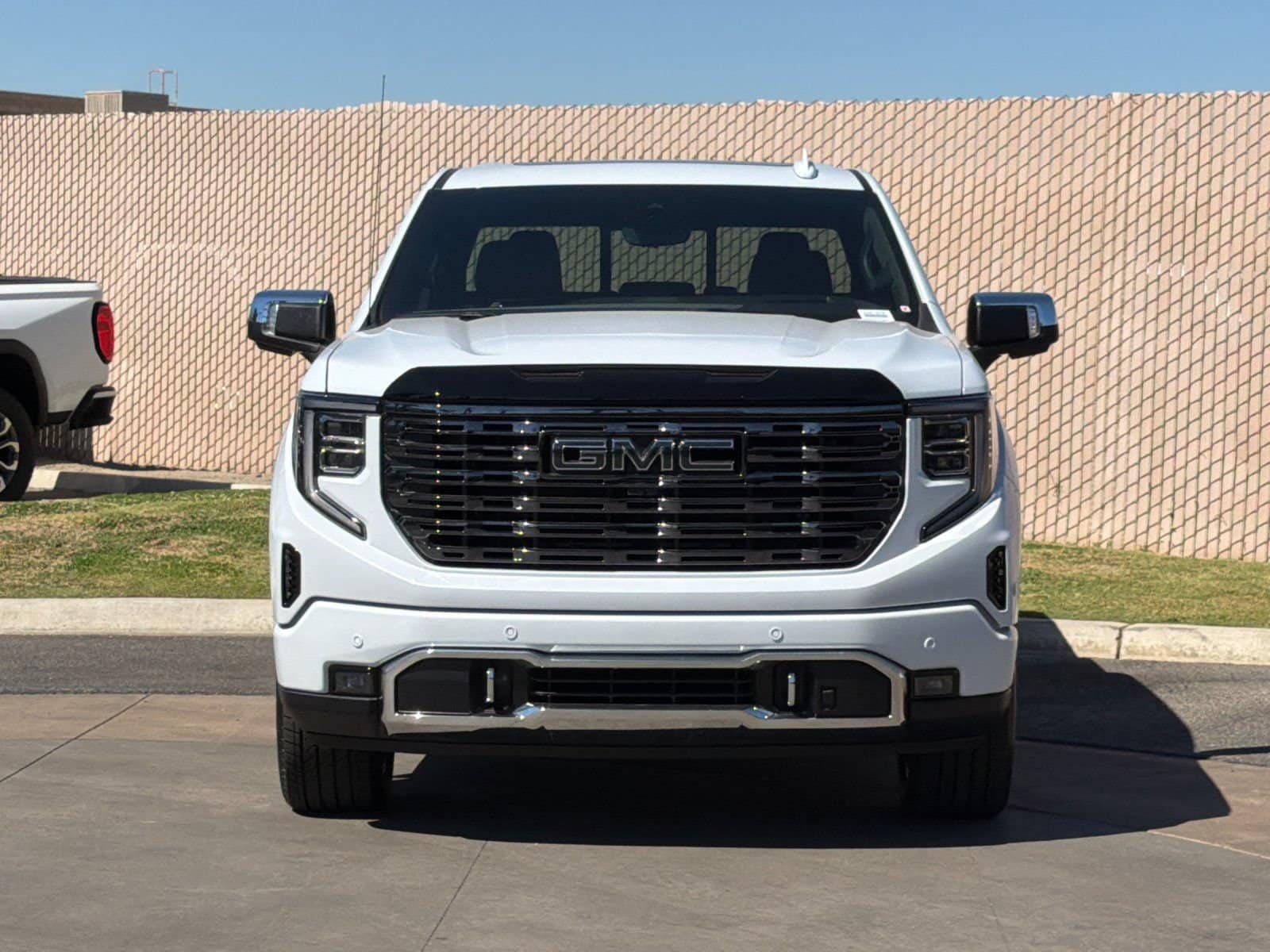 2026 GMC Sierra 1500 Denali Ultimate - Photo 8