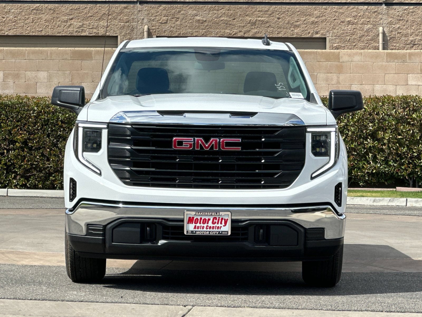 2026 GMC Sierra 1500 Pro - Photo 8