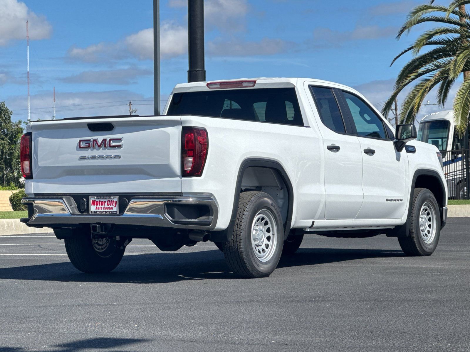 2026 GMC Sierra 1500 Pro photo 2