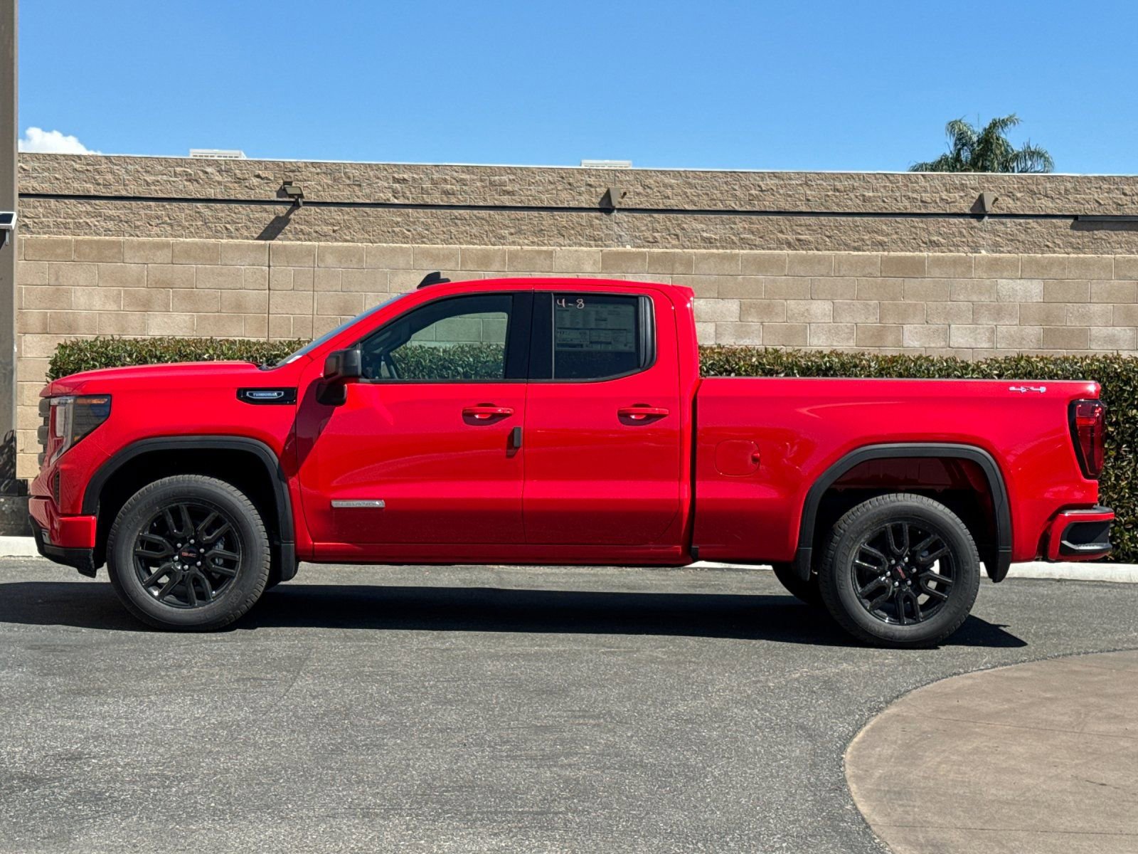 2026 GMC Sierra 1500 Elevation photo 5