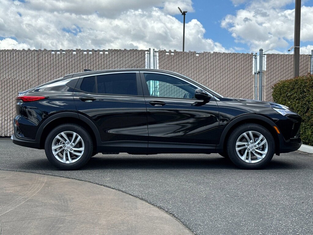New 2026 Buick Envista Preferred SUV