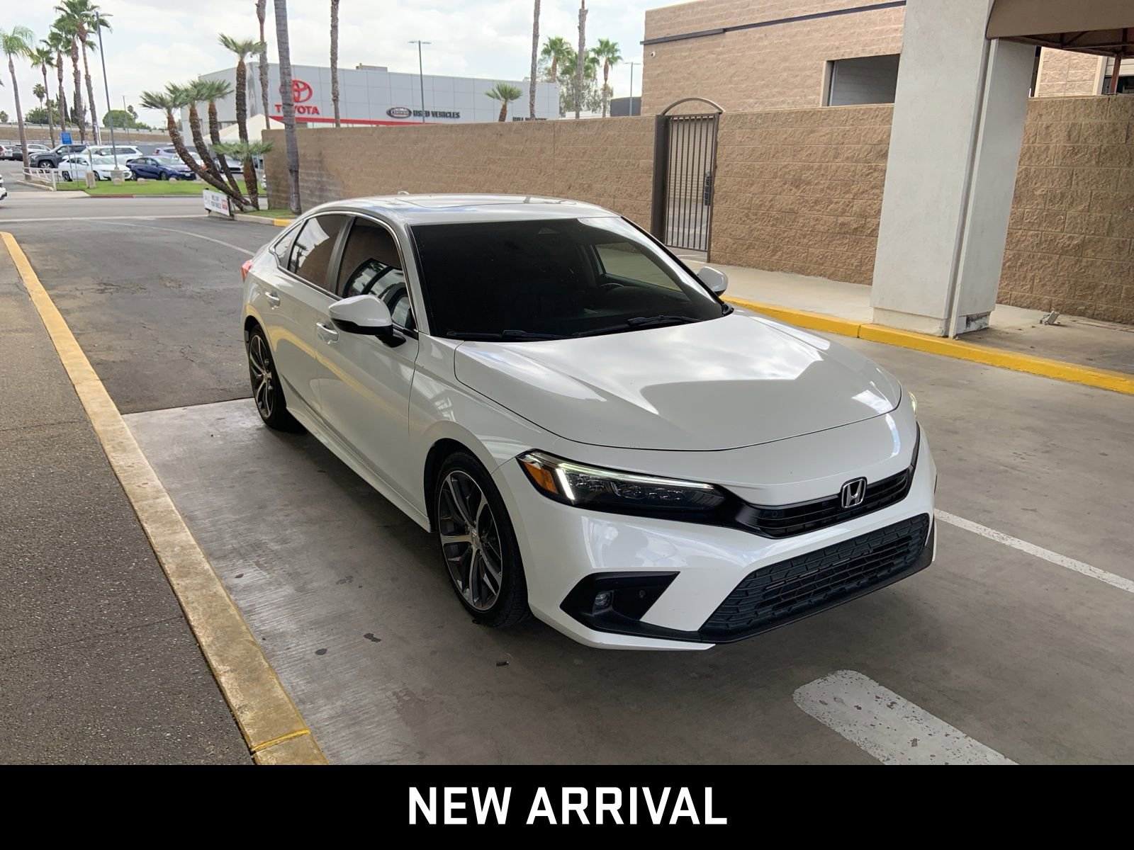 2023 Honda Civic Touring photo 2