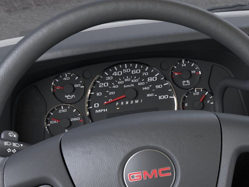 2025 GMC Savana Cargo Work Van - Photo 18