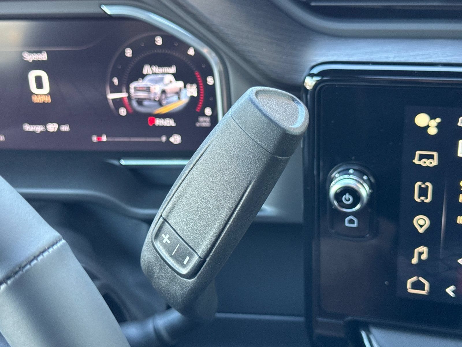 2026 GMC Sierra 2500HD AT4 - Photo 18