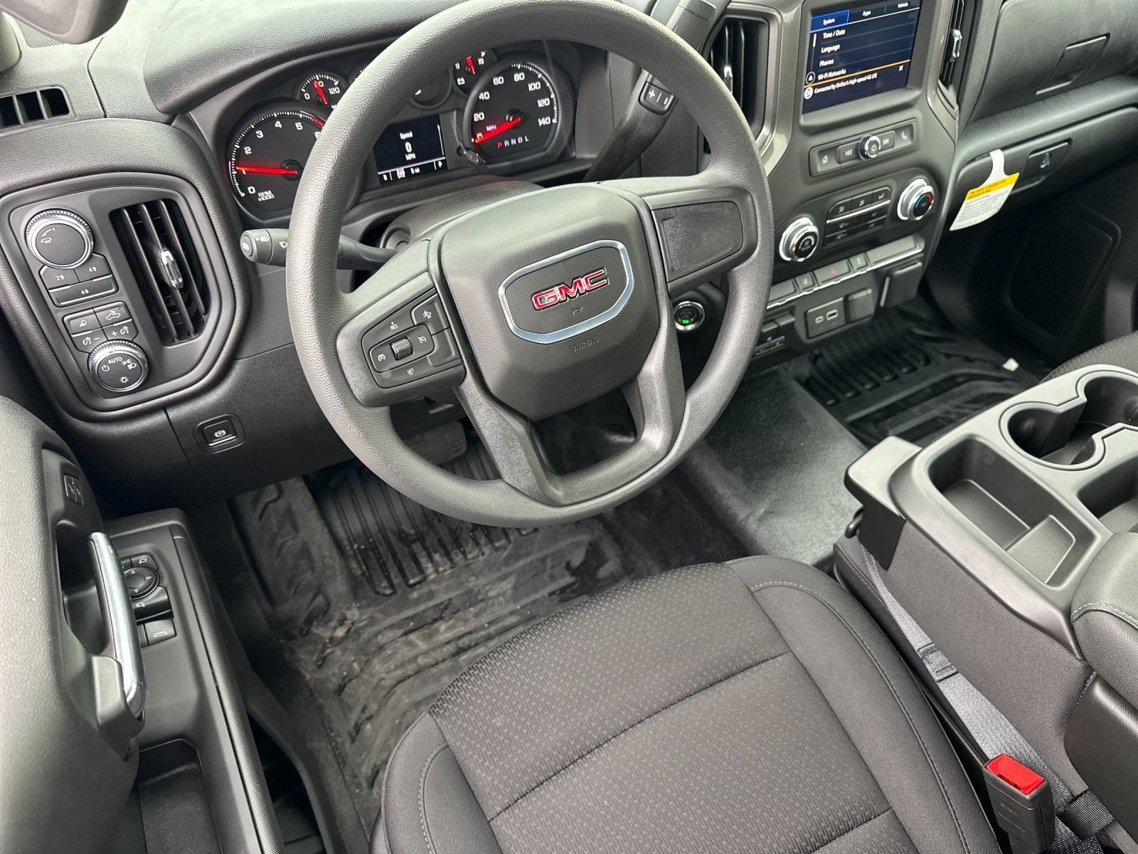 2025 GMC Sierra 3500HD Pro - Photo 13