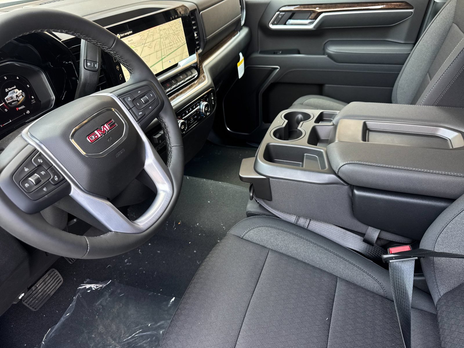 2026 GMC Sierra 1500 SLE - Photo 9