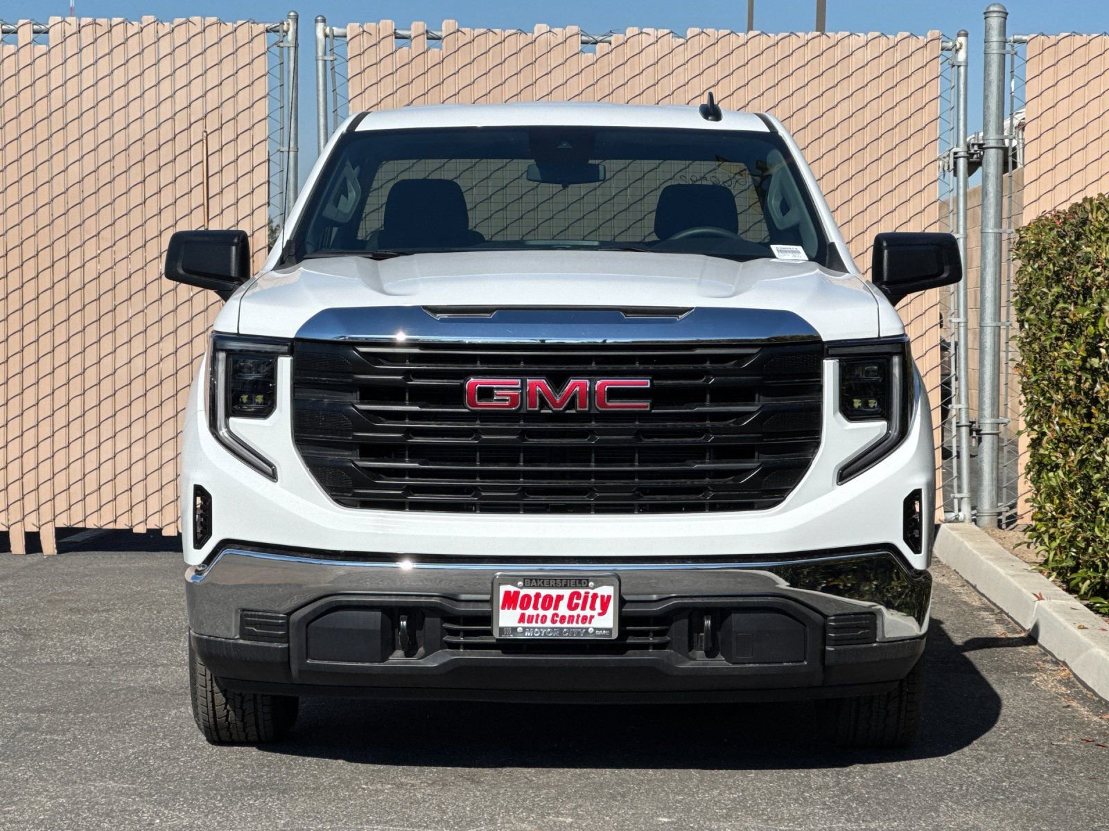 2026 GMC Sierra 1500 Pro photo 3
