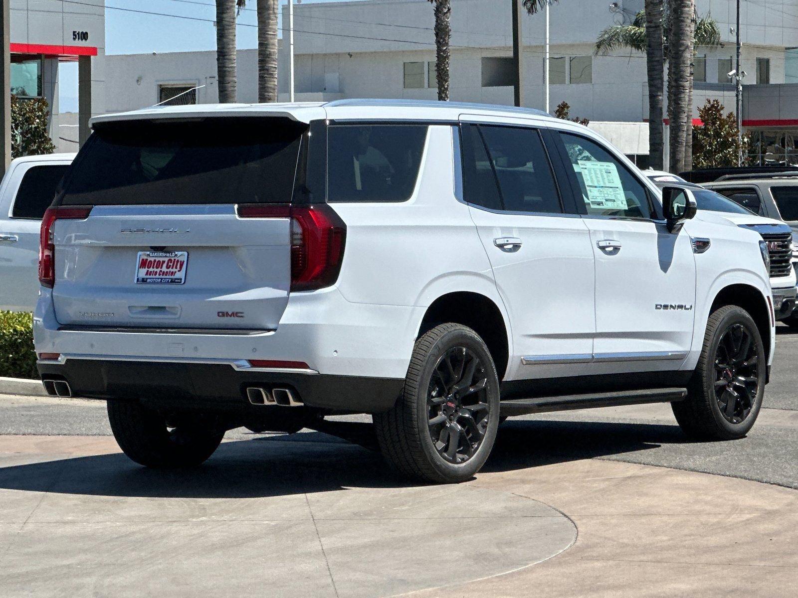 2026 GMC Yukon Denali - Photo 4