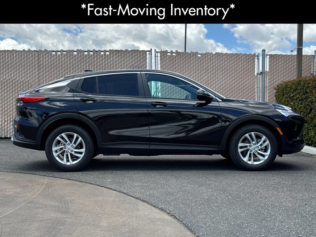 New 2026 Buick Envista Preferred SUV