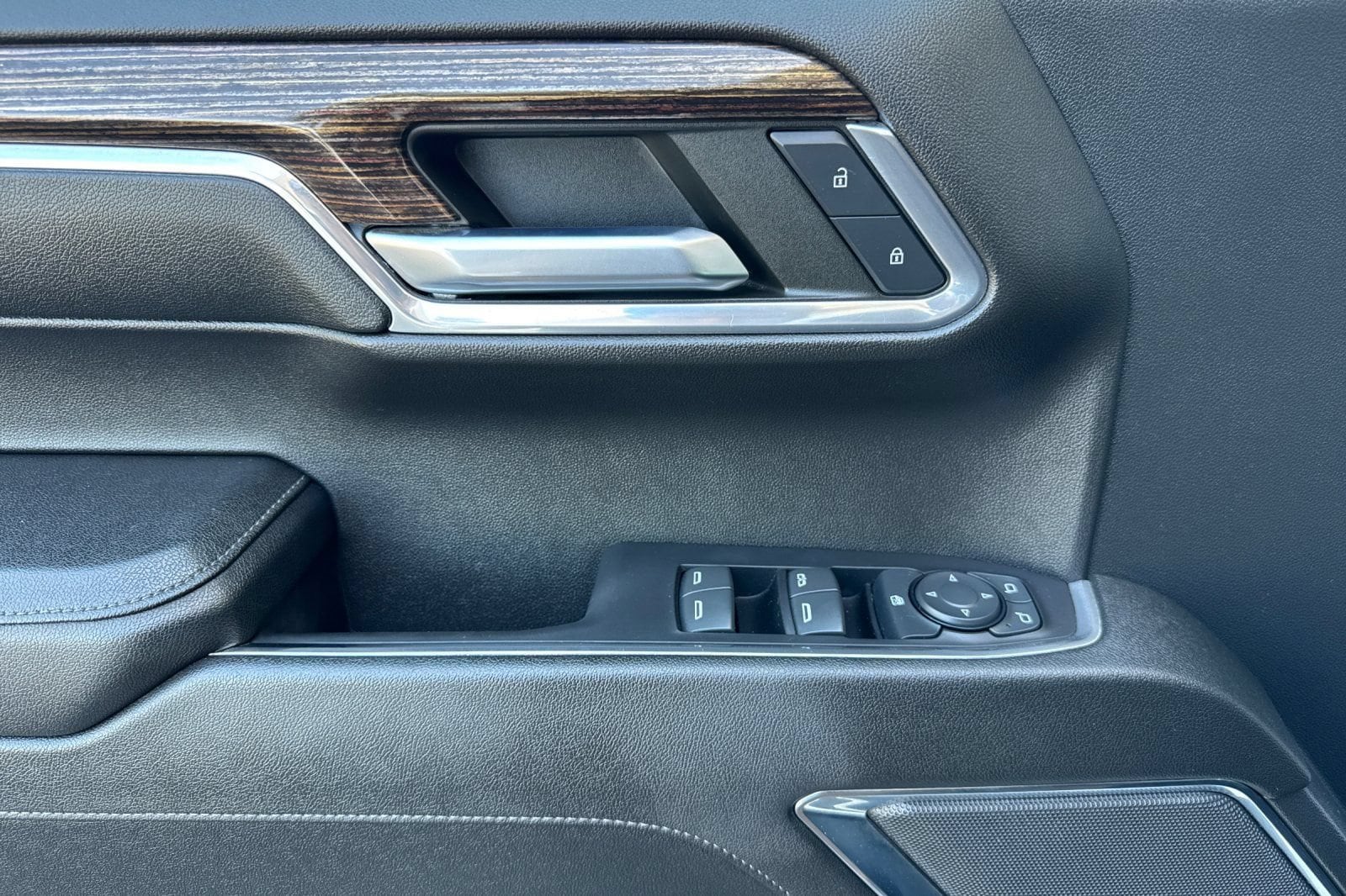 2023 GMC Sierra 1500 Elevation - Photo 11