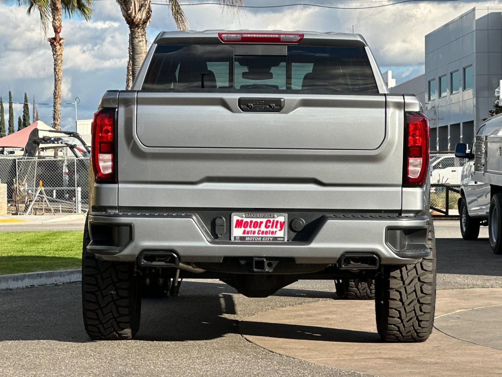 2025 GMC Sierra 1500 Elevation photo 4