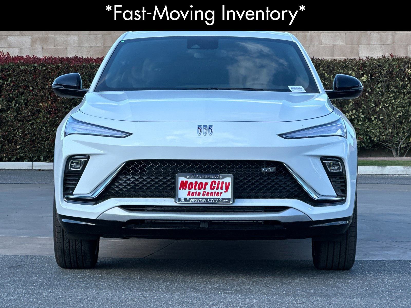 2026 Buick Envista Sport Touring photo 3