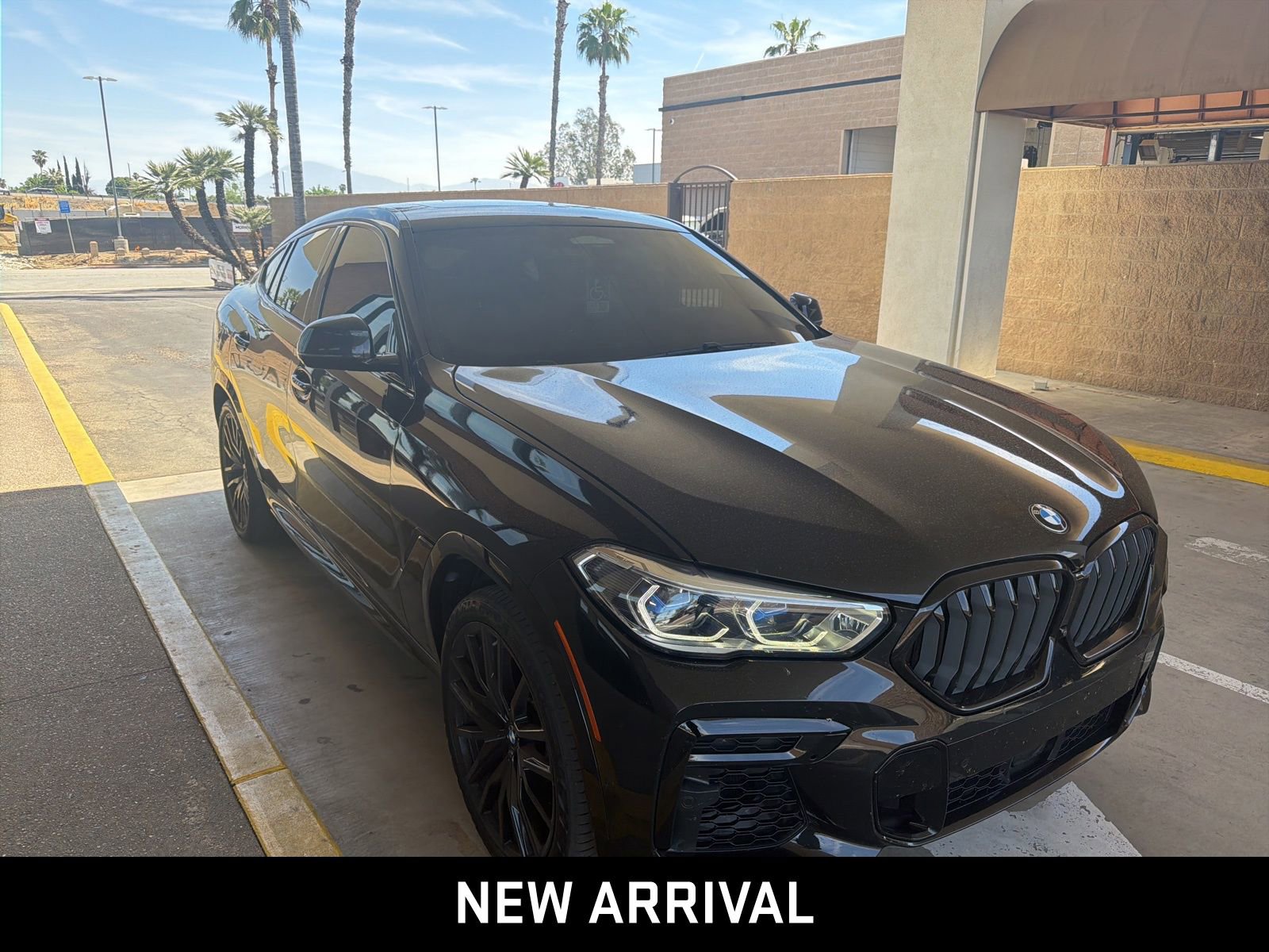 2022 BMW X6 M50i photo 3