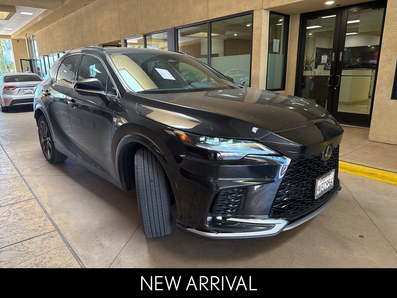 2024 LEXUS RX RX 350 photo 2