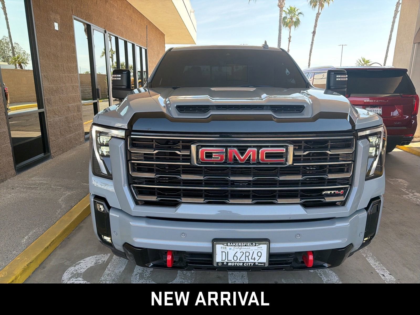 2025 GMC Sierra 2500 HD AT4 photo 2