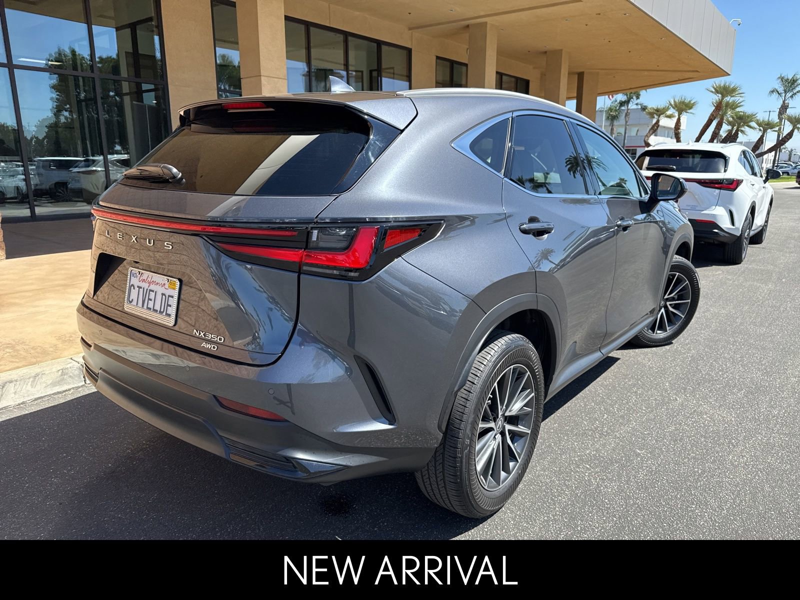 2022 Lexus NX 350 Premium photo 3