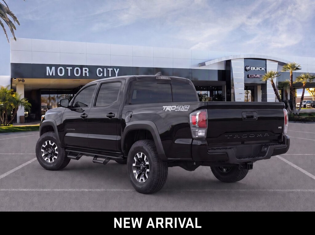 Used 2023 Toyota Tacoma 4WD SR5 Truck Double Cab