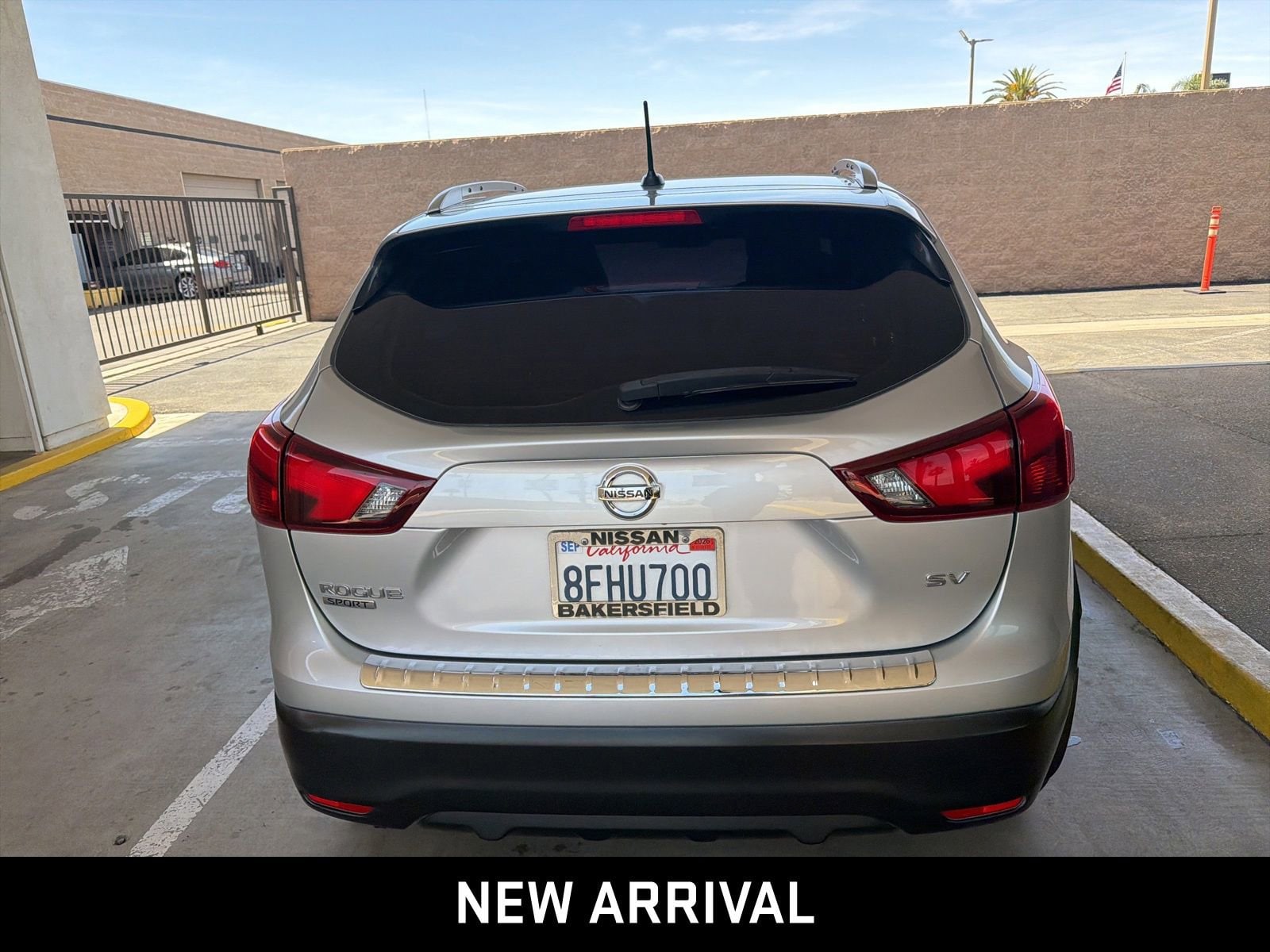 2018 Nissan Rogue Sport SV photo 5