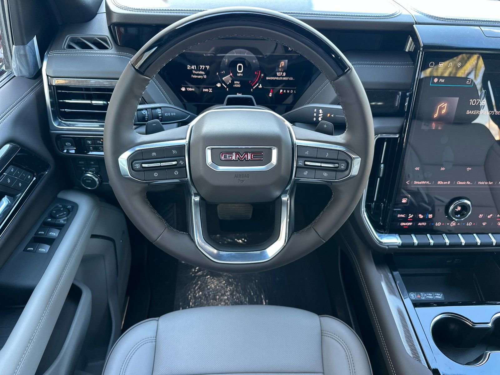 2026 GMC Yukon XL Elevation - Photo 13