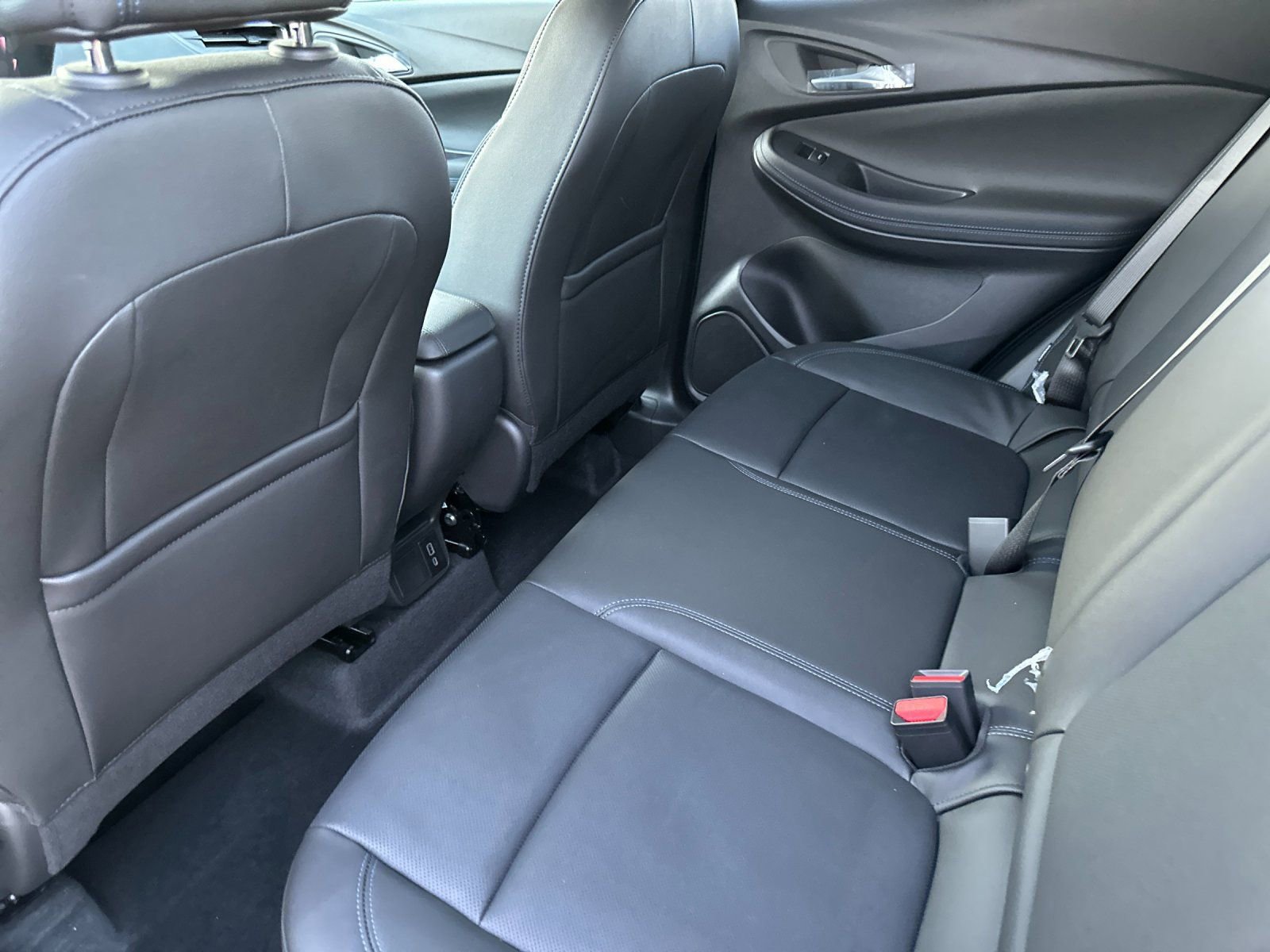 2026 Buick Encore GX Sport Touring - Photo 11