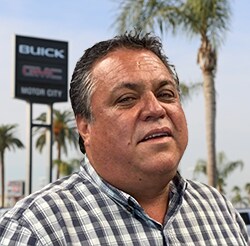 Staff member JOSE LOPEZ from feff8fd4a3df