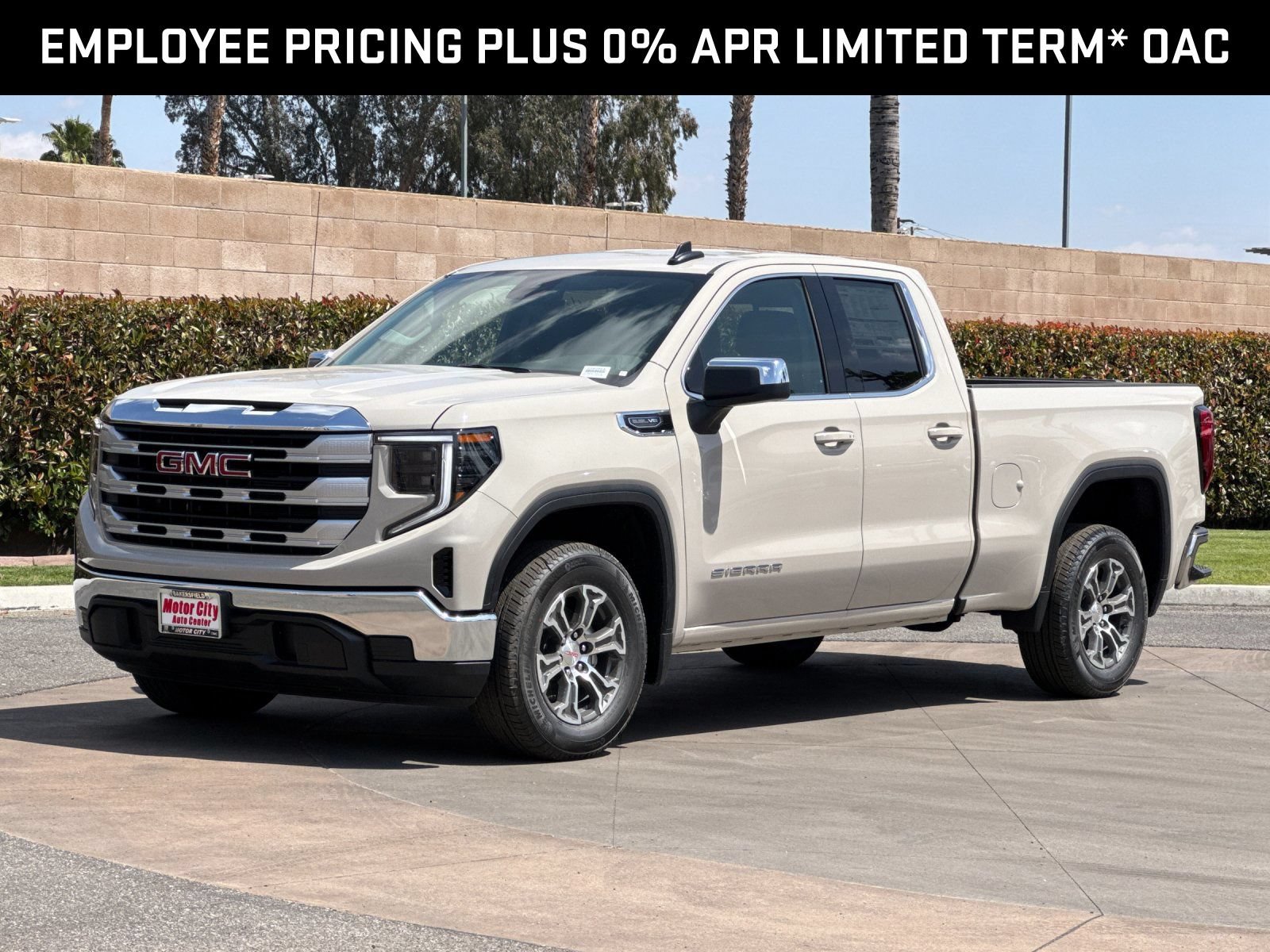 2026 GMC Sierra 1500 SLE - Photo 7