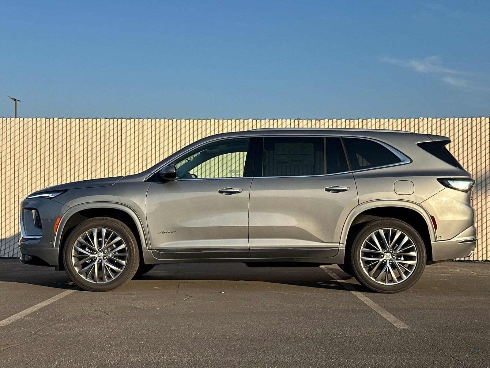 2026 Buick Enclave Avenir photo 5