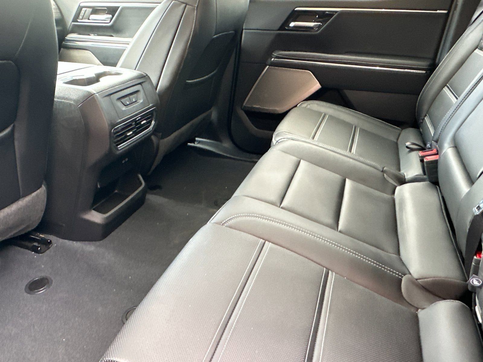 2025 GMC Sierra EV Denali - Photo 12