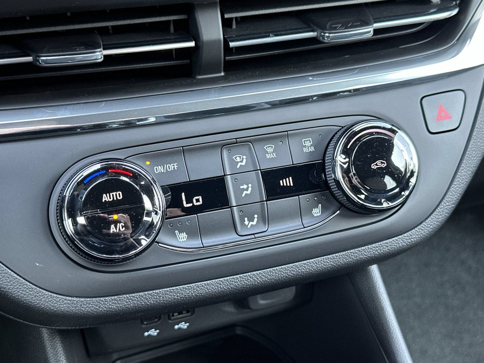 2026 Buick Envista Preferred - Photo 19