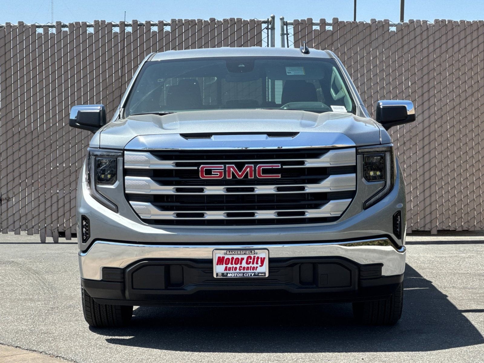 2026 GMC Sierra 1500 SLE photo 3