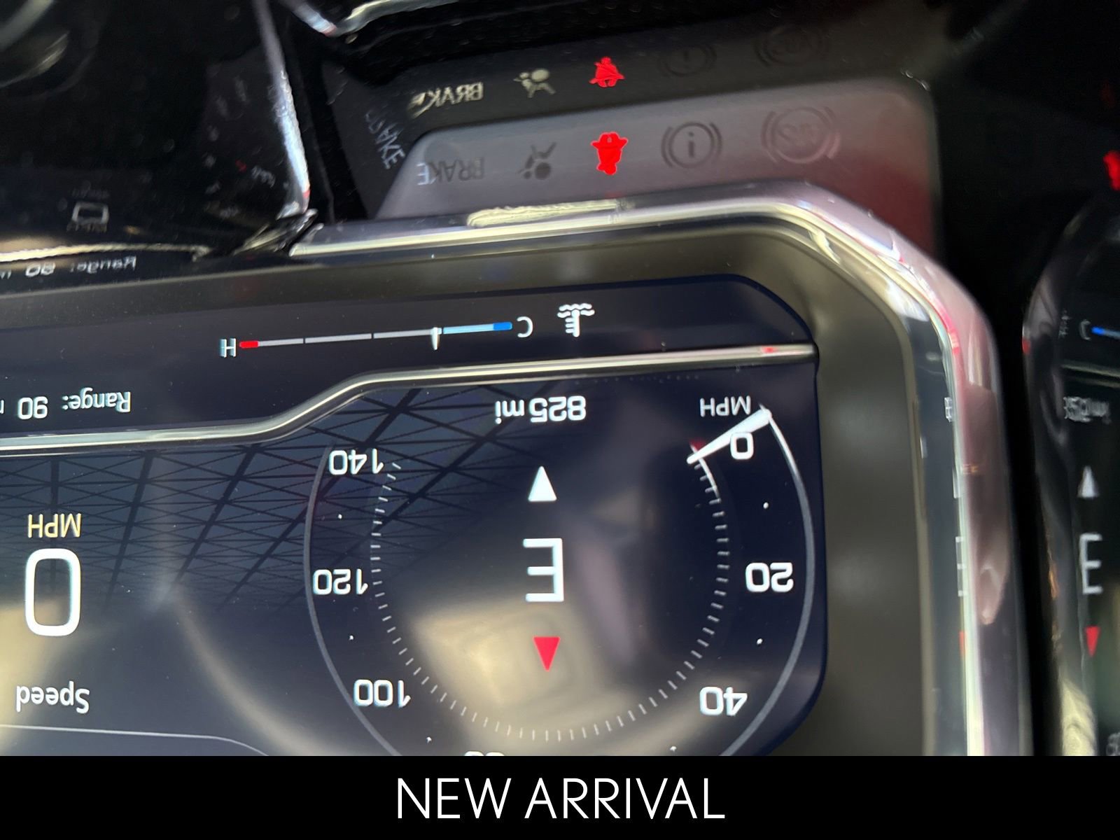 2024 GMC Sierra 4WD Crew Cab Short Box Elevation's photo