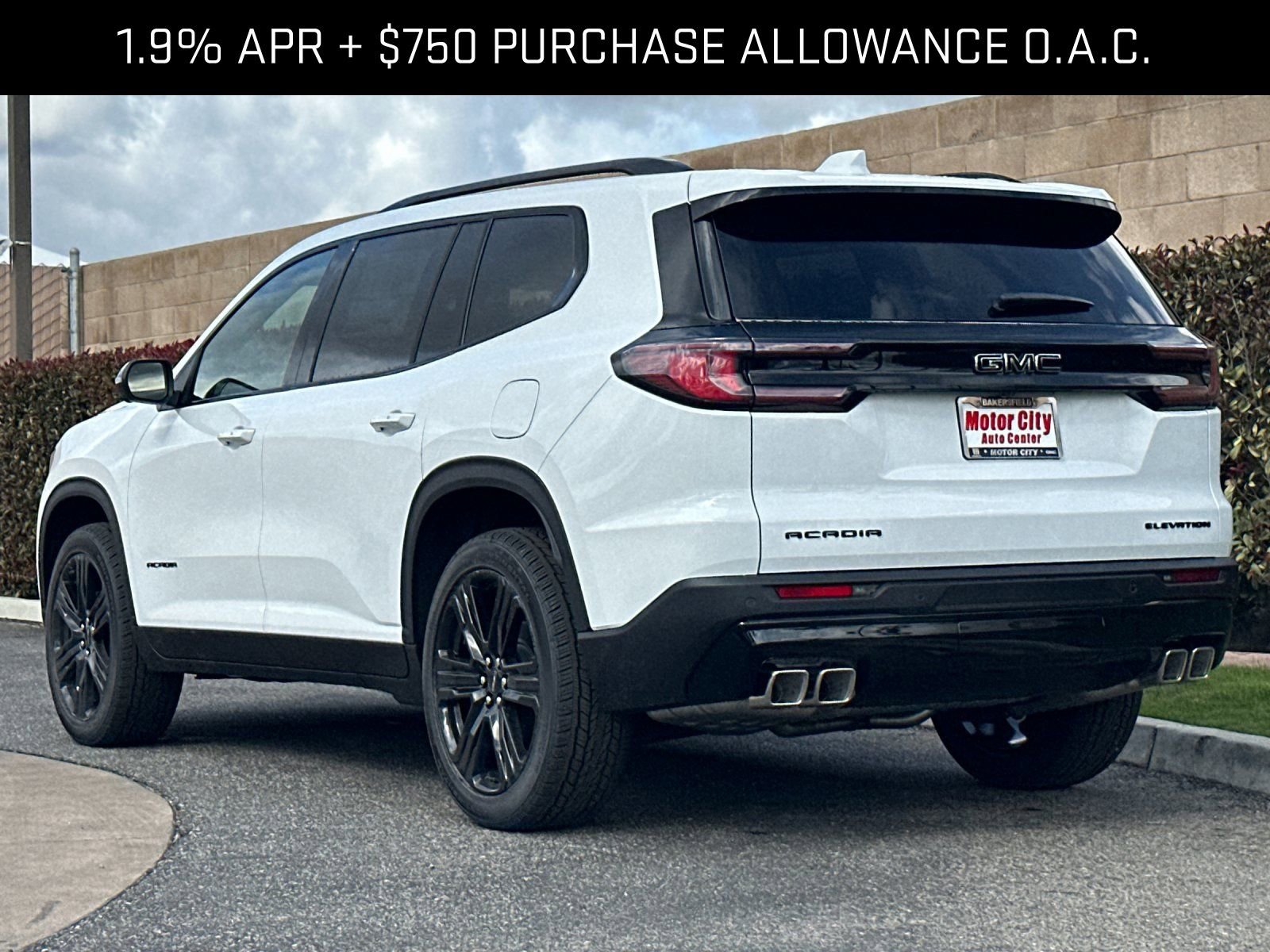 2026 GMC Acadia Elevation photo 4