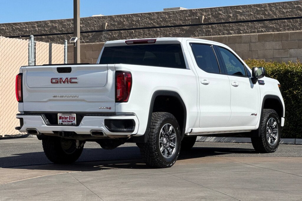 Used 2025 GMC Sierra 1500 AT4 Truck