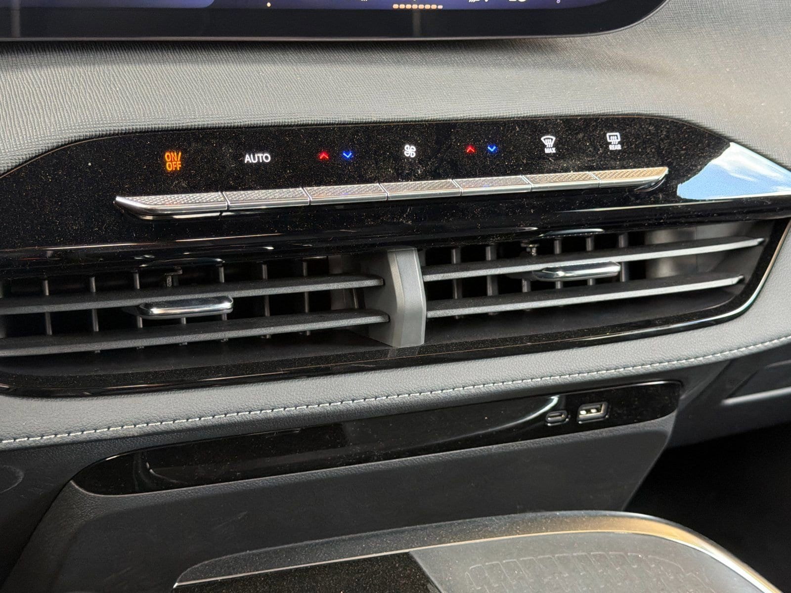 2026 Buick Enclave Preferred - Photo 20
