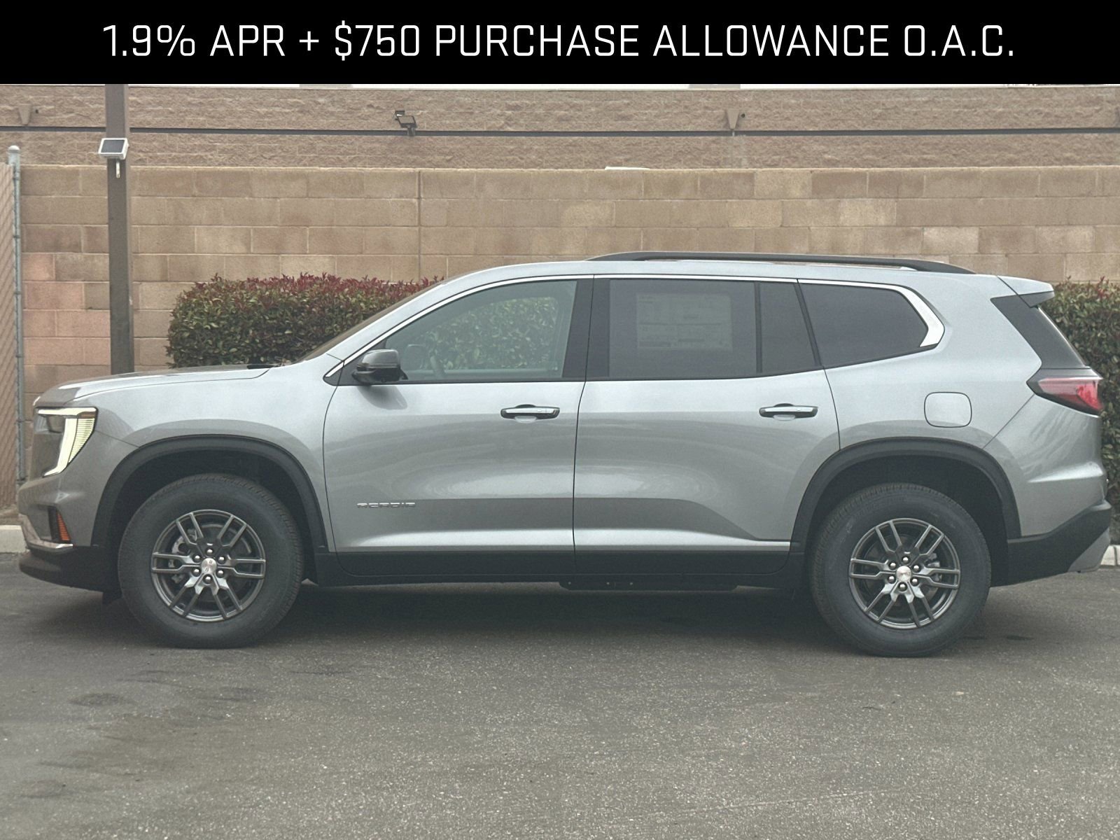 2026 GMC Acadia Elevation photo 5
