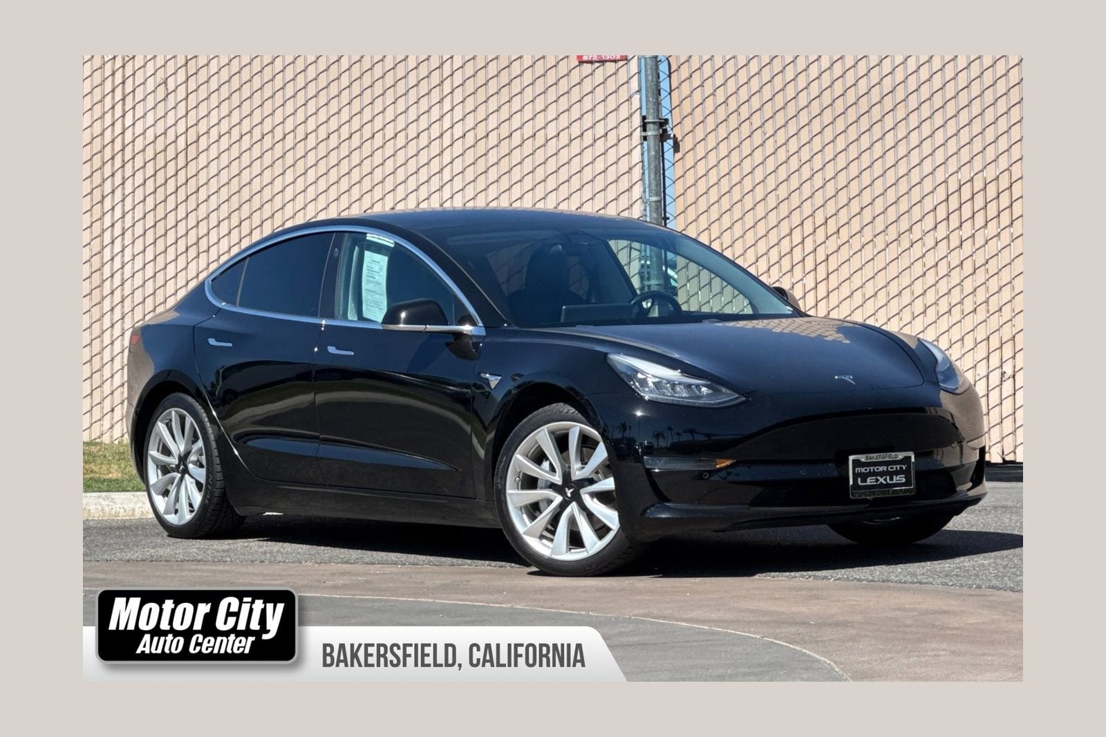 2019 Tesla Model 3 Rear-Wheel Drive Mid Range's photo