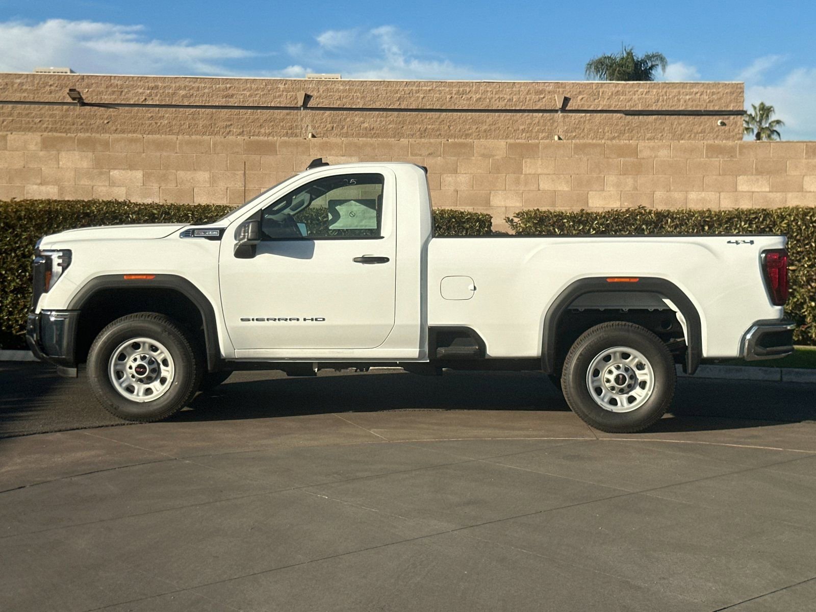 2025 GMC Sierra 2500 HD Pro photo 6