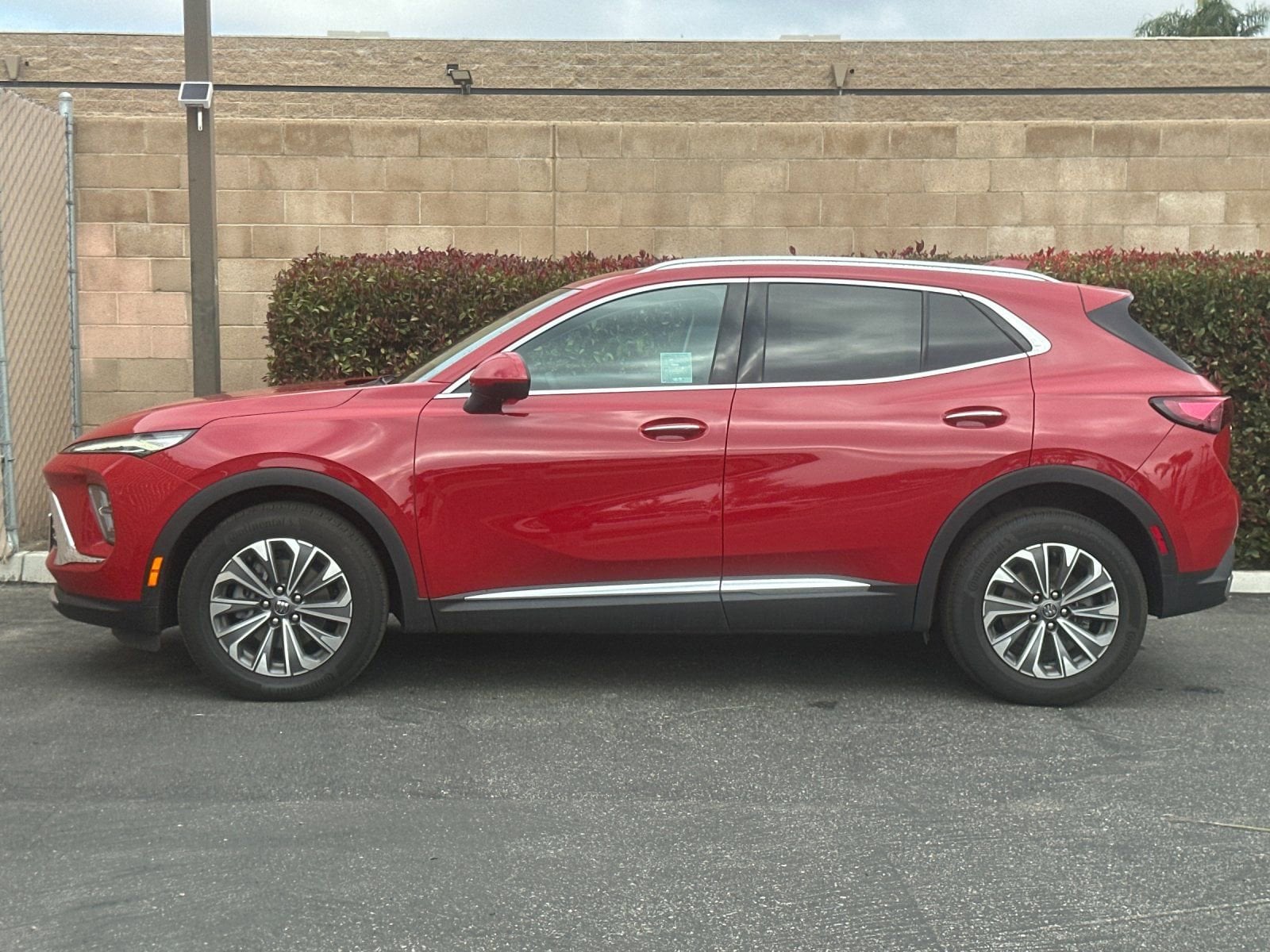 2025 Buick Envision Preferred photo 6