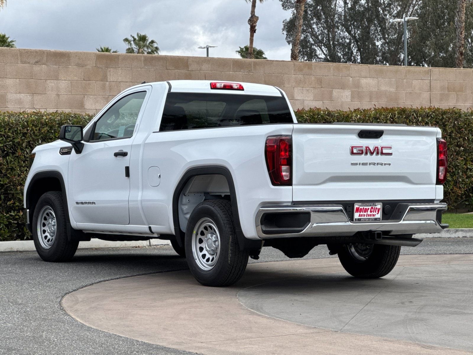 2026 GMC Sierra 1500 Pro photo 4