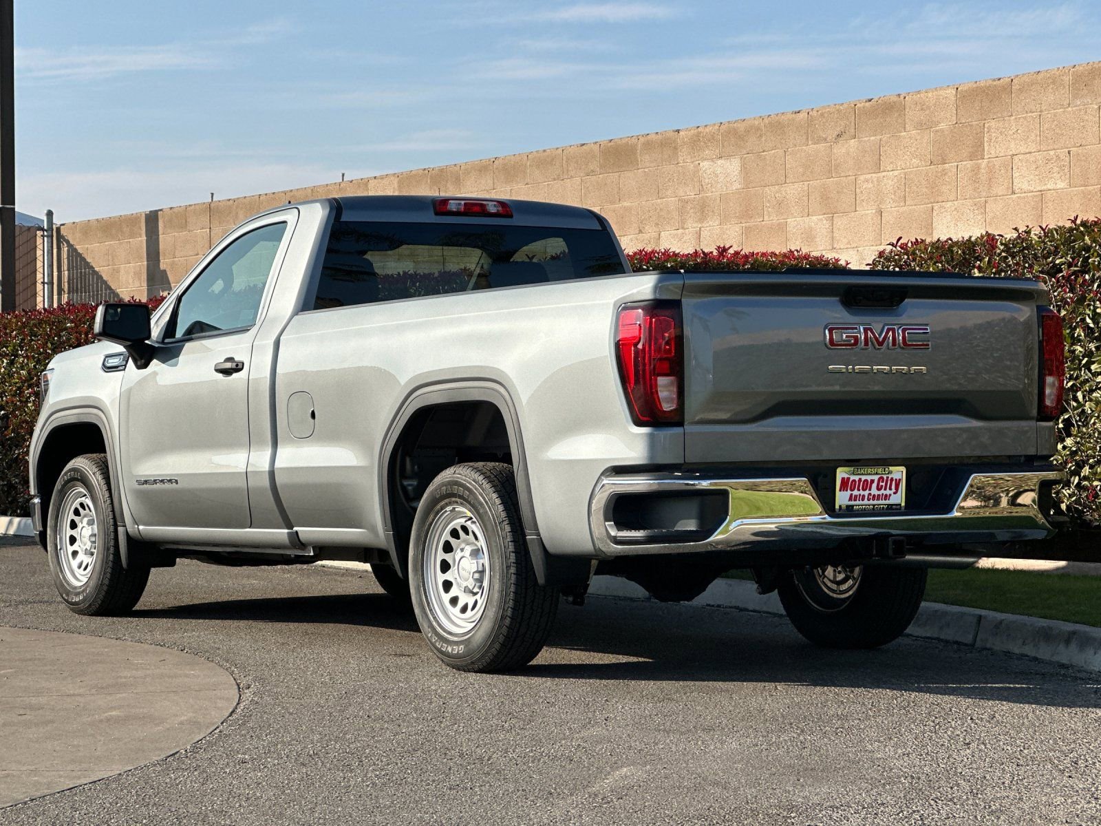 2026 GMC Sierra 1500 Pro photo 4