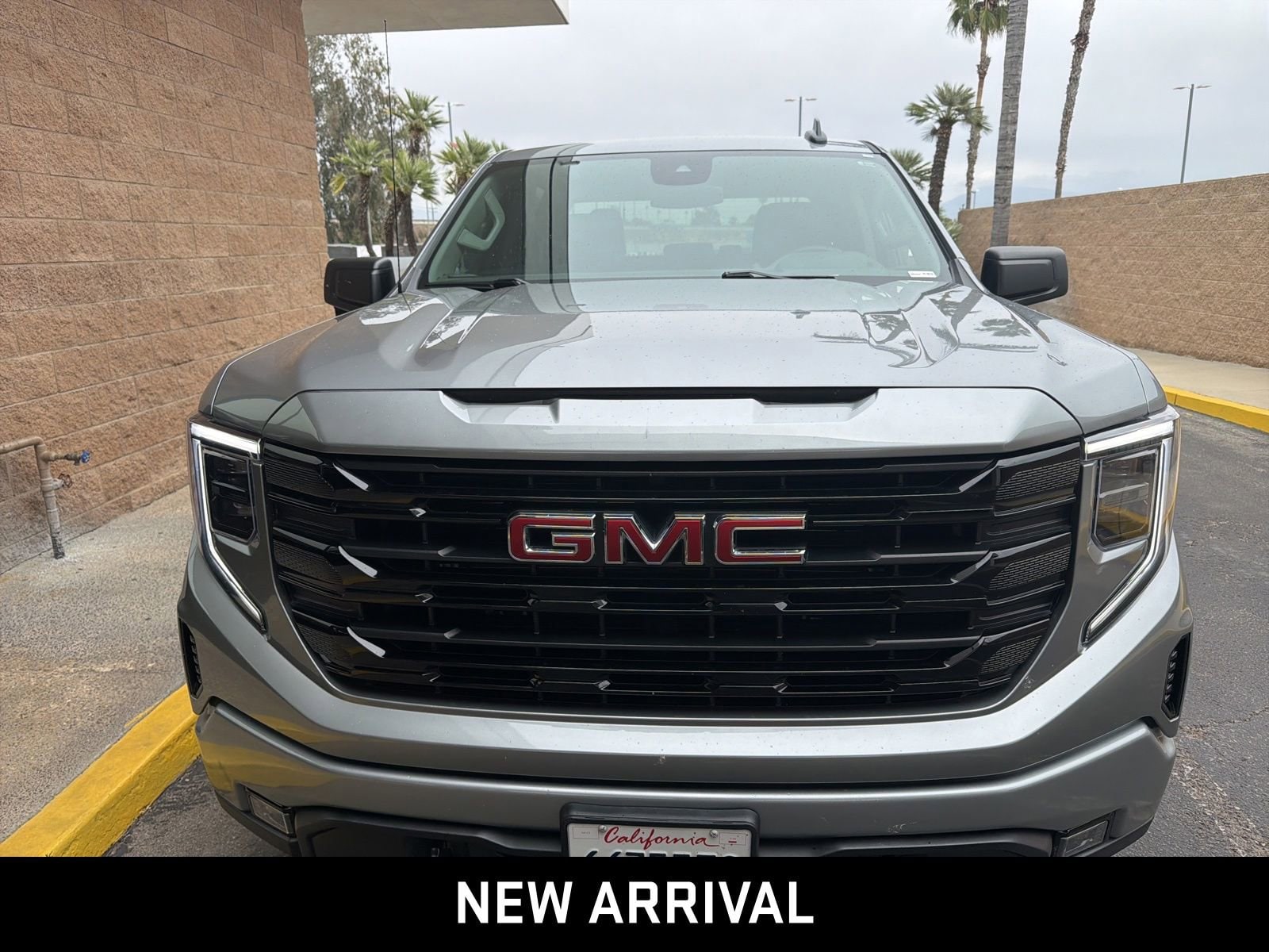 2023 GMC Sierra 1500 Elevation photo 2