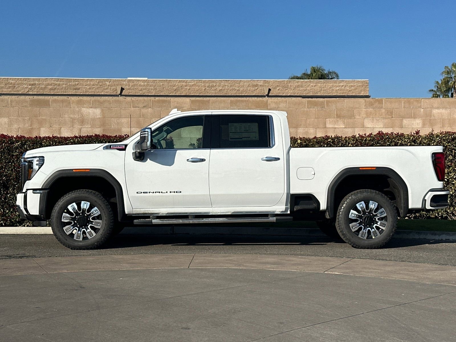 2026 GMC Sierra 2500 HD Denali photo 5