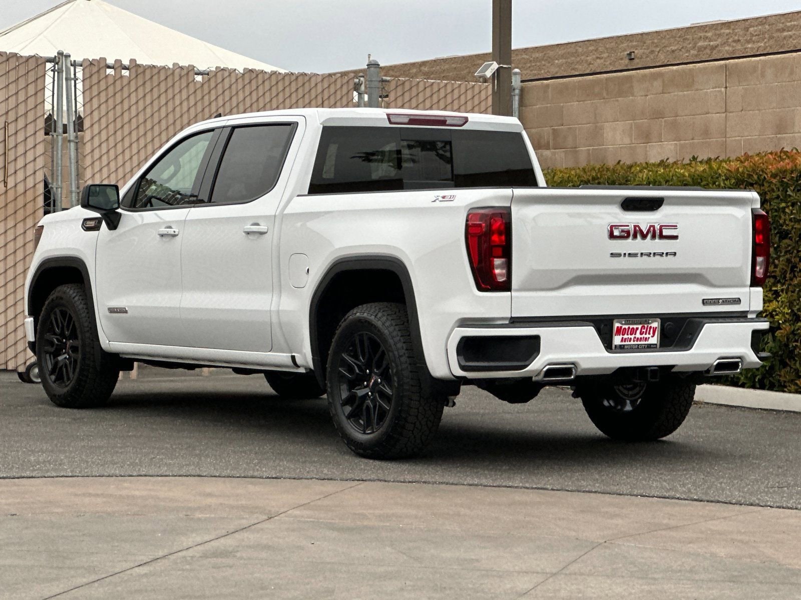 2026 GMC Sierra 1500 Elevation photo 4