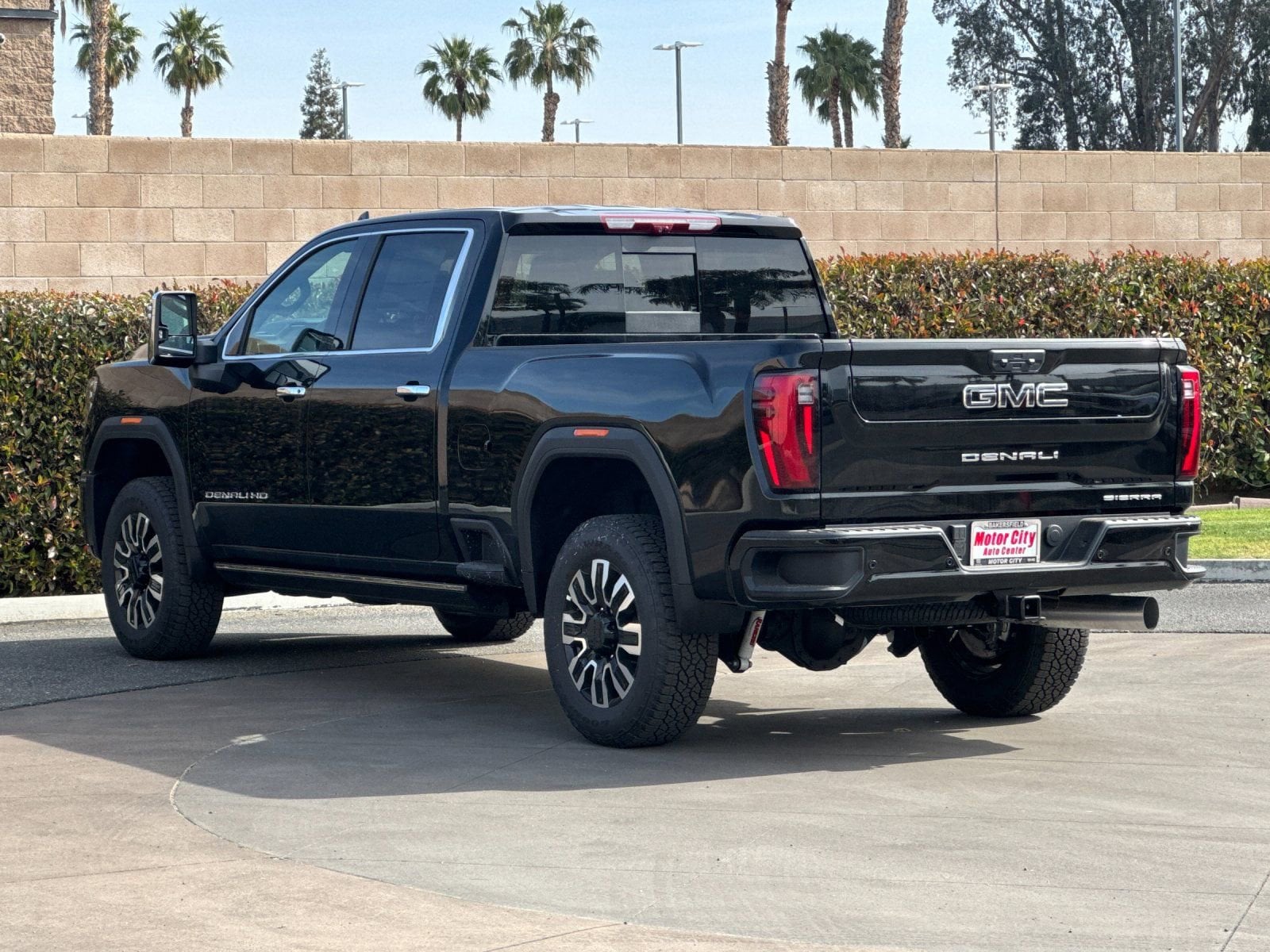 2026 GMC Sierra 2500 HD Denali Ultimate photo 4