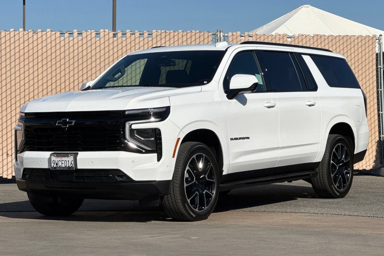 2026 Chevrolet Suburban RST - Photo 8