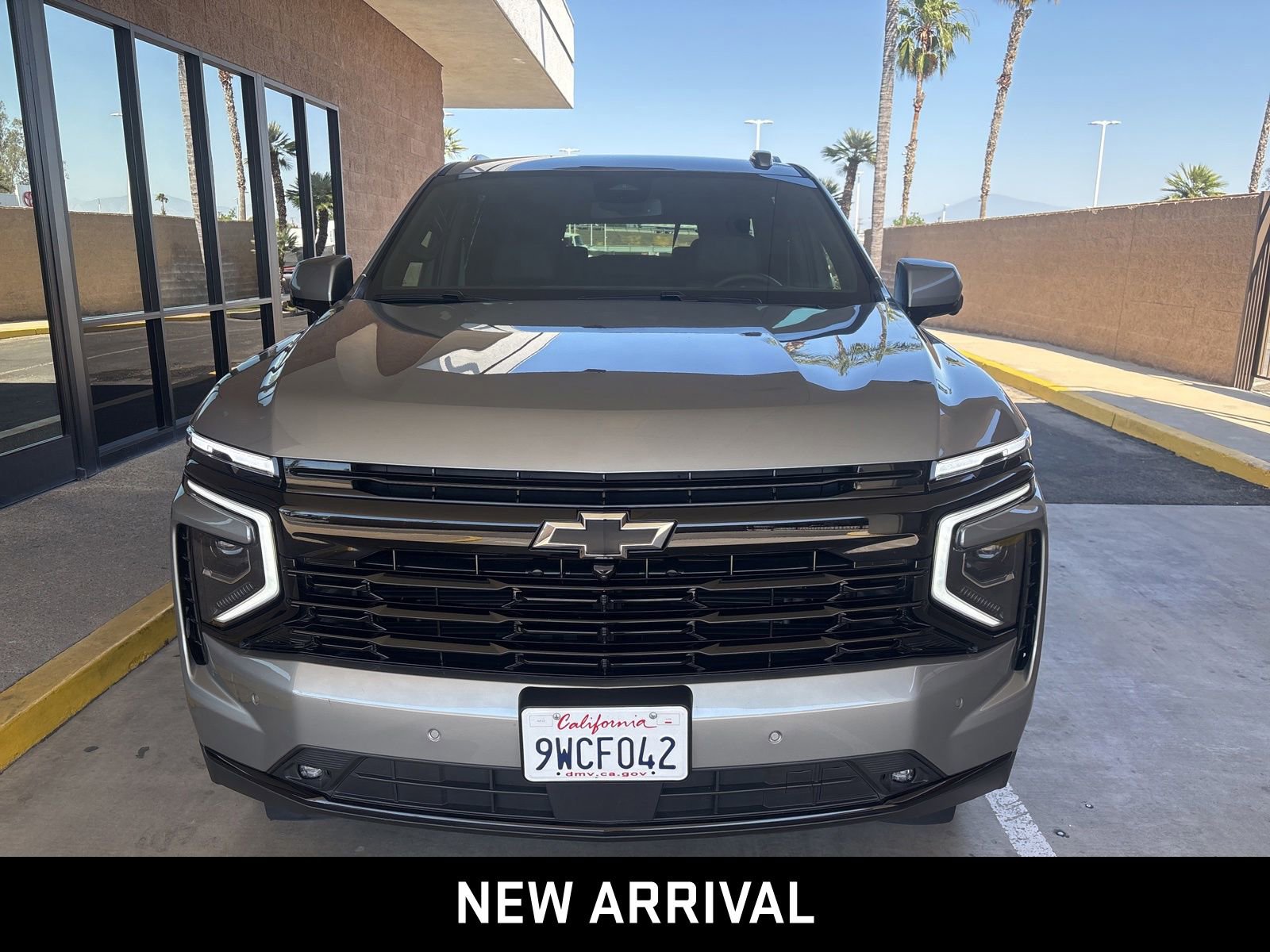 2026 Chevrolet Suburban RST 2WD's photo