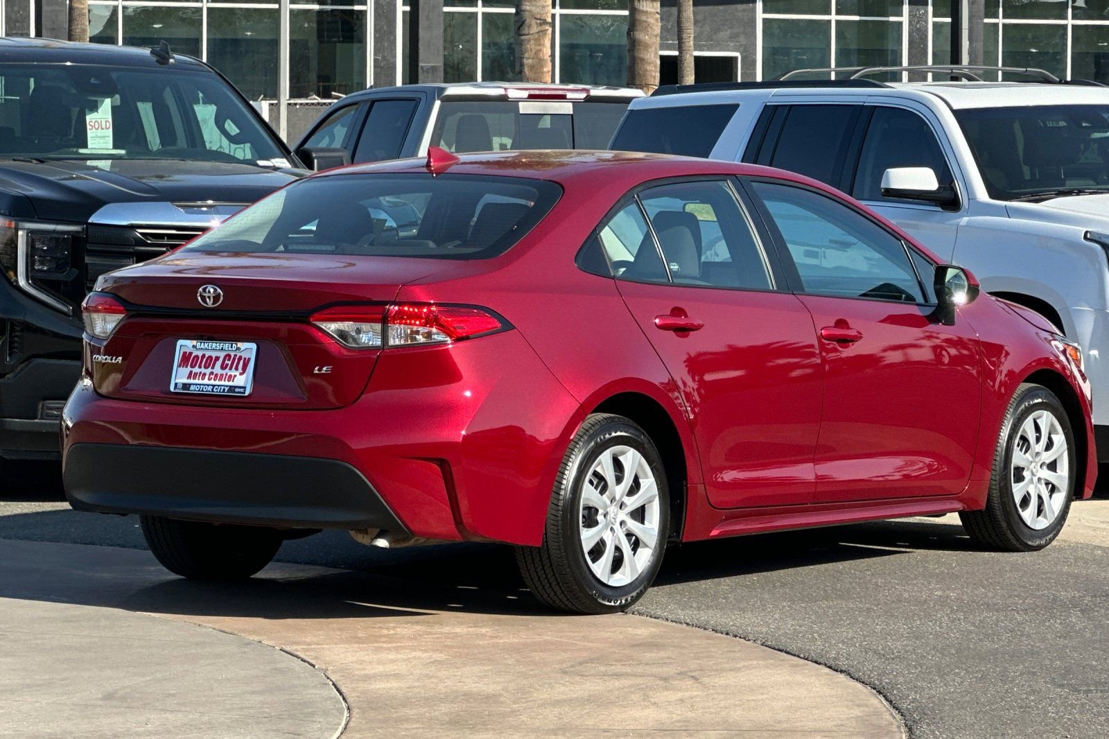 2025 Toyota Corolla LE photo 3