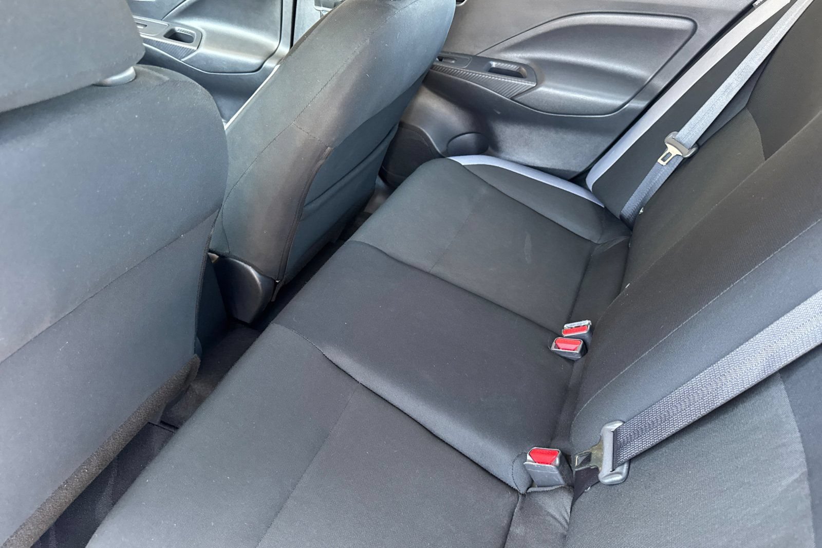 2025 Nissan Versa Sedan S - Photo 12