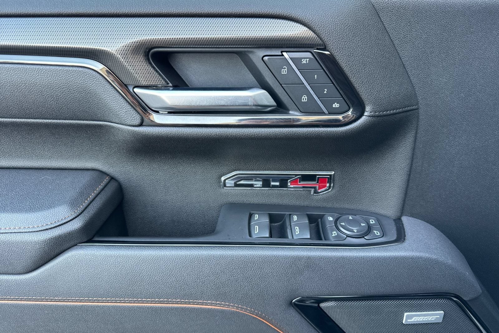 2025 GMC Sierra 1500 AT4 - Photo 11