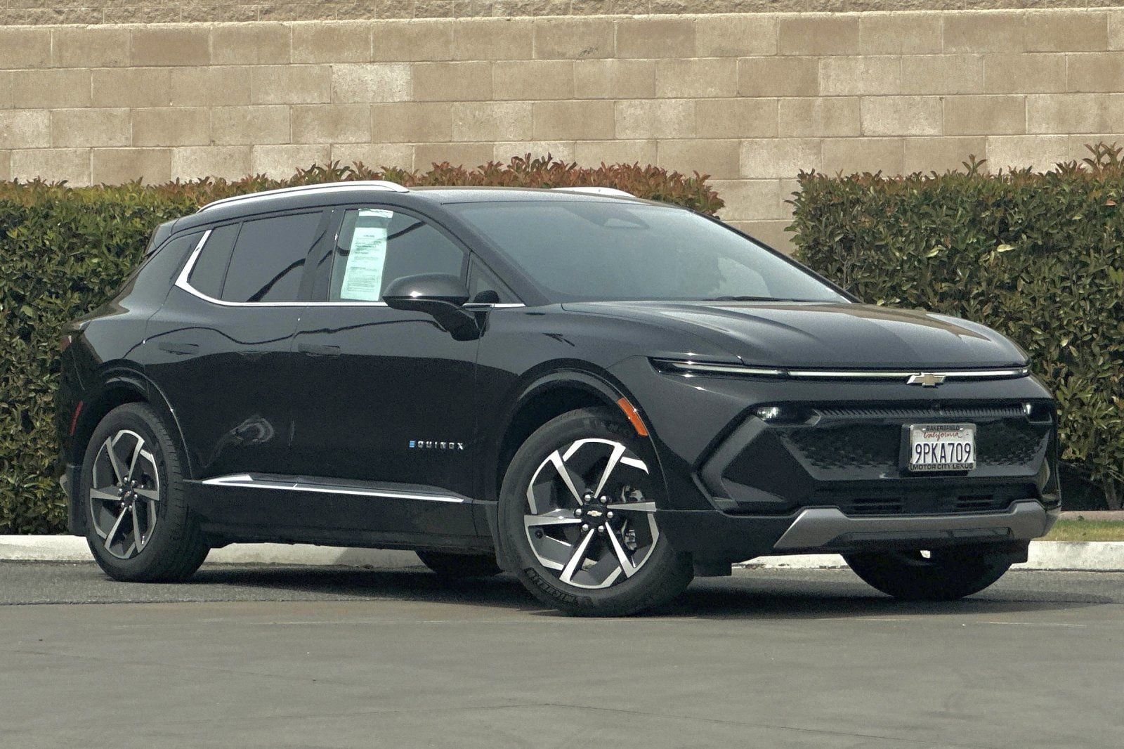 Used 2024 Chevrolet Equinox EV LT with VIN 3GN7DLRP7RS267699 for sale in Bakersfield, CA